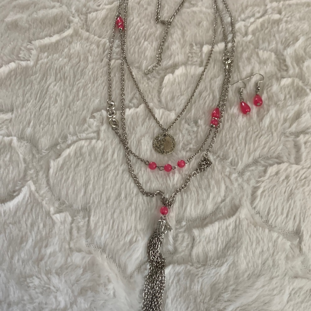 Costume necklace.Long‎ layered silver chains with  pink beads,and earrings .